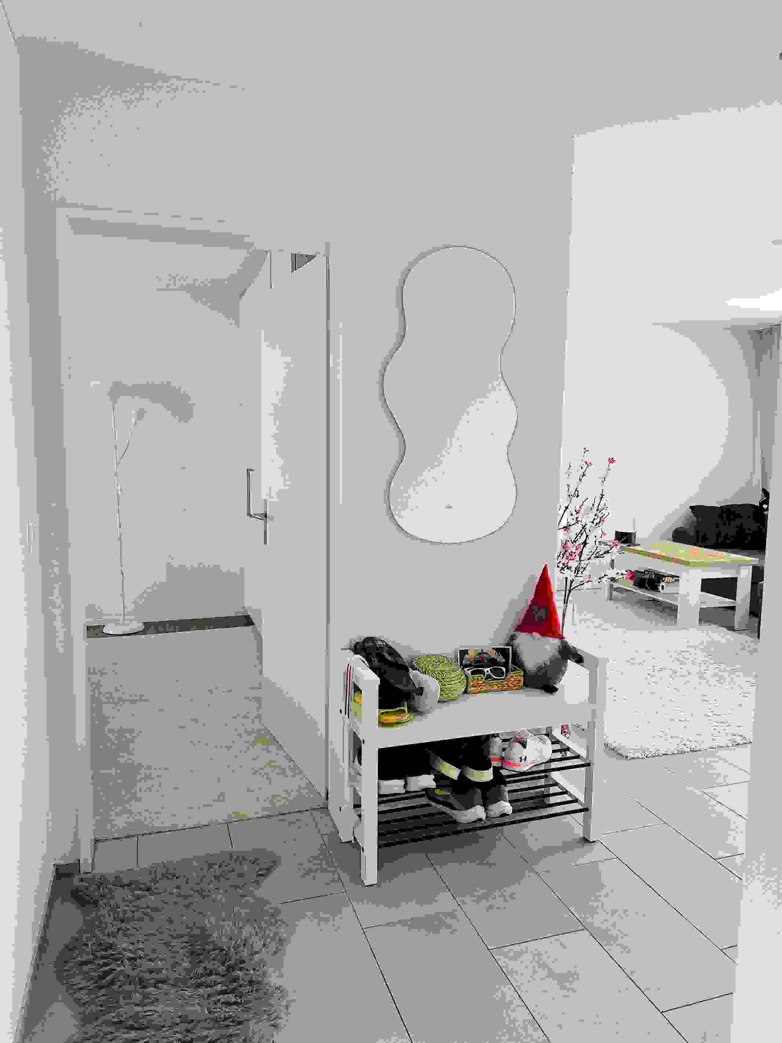 Zoom: entree_mit_einbauschrank.jpg