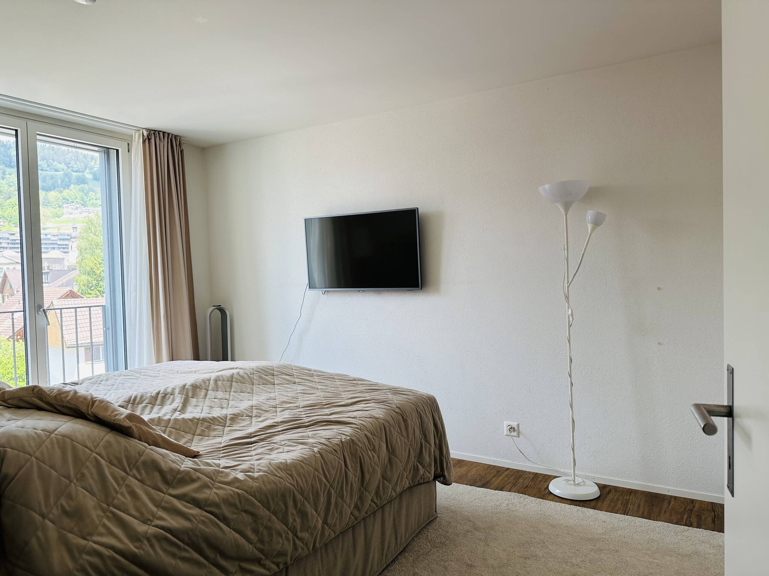 Zoom: schlafzimmer_mit_einbauschrank.jpg