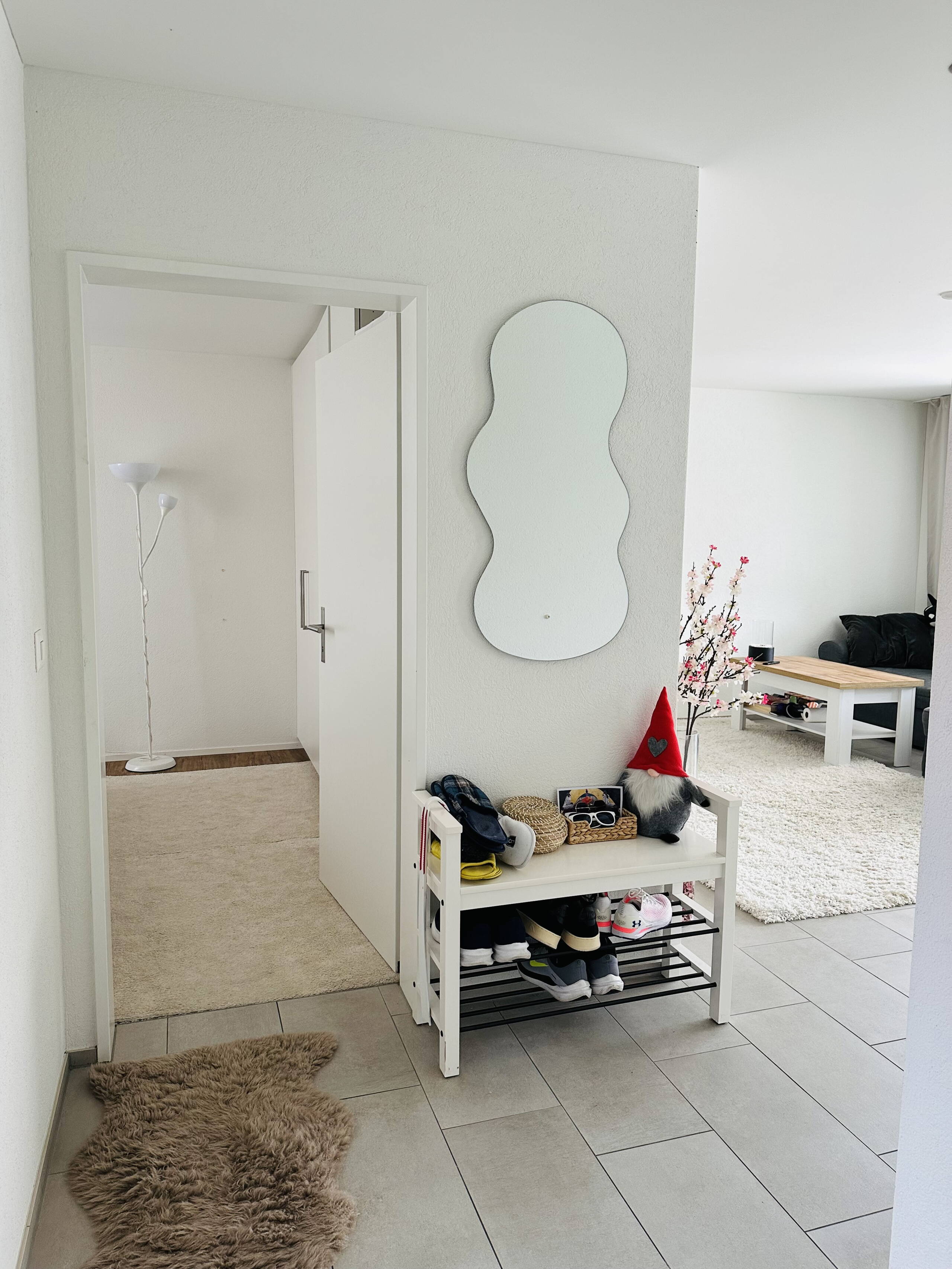 Zoom: entree_mit_einbauschrank.jpg