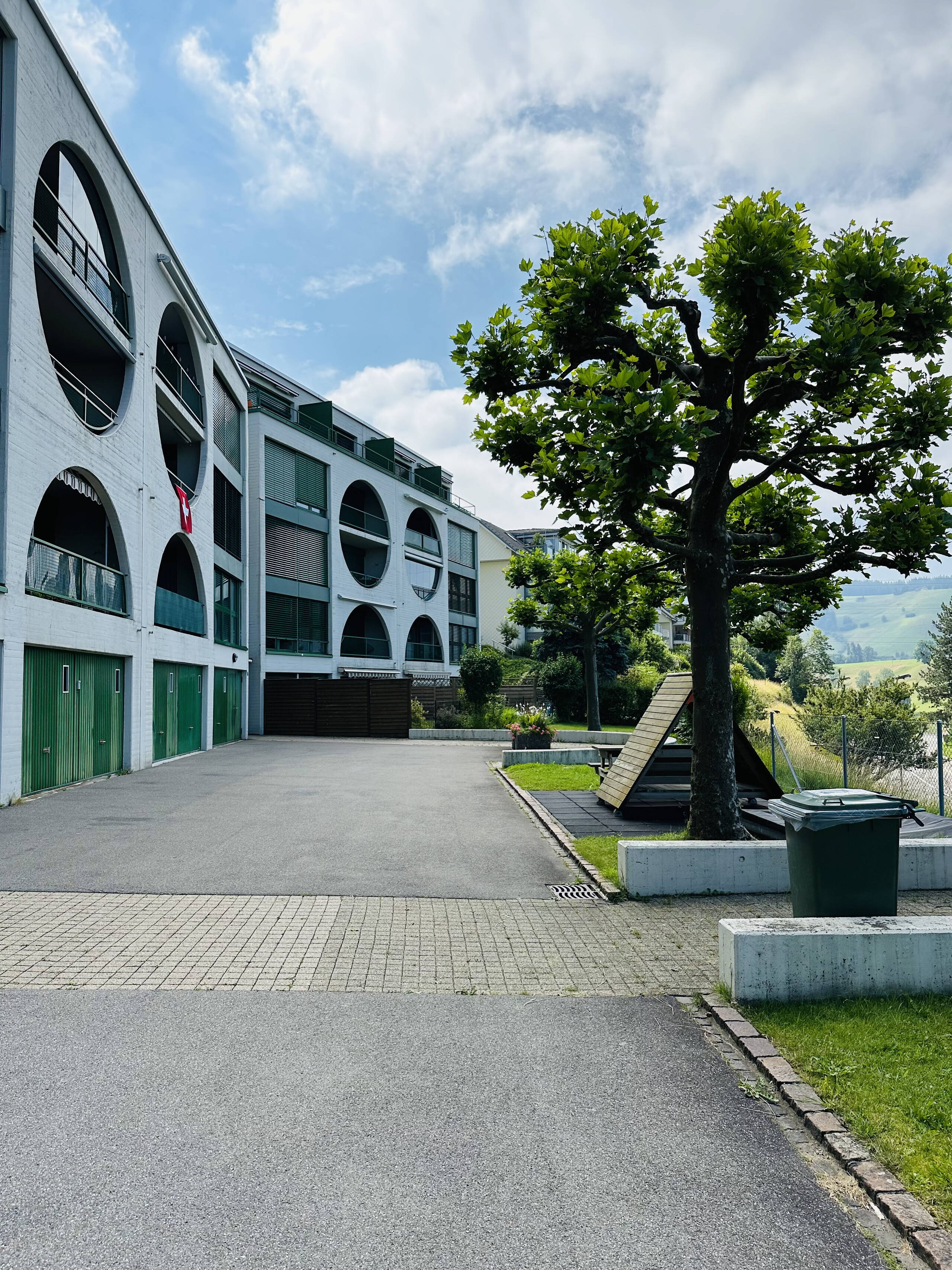 Zoom: zufahrt_haus-2.jpg