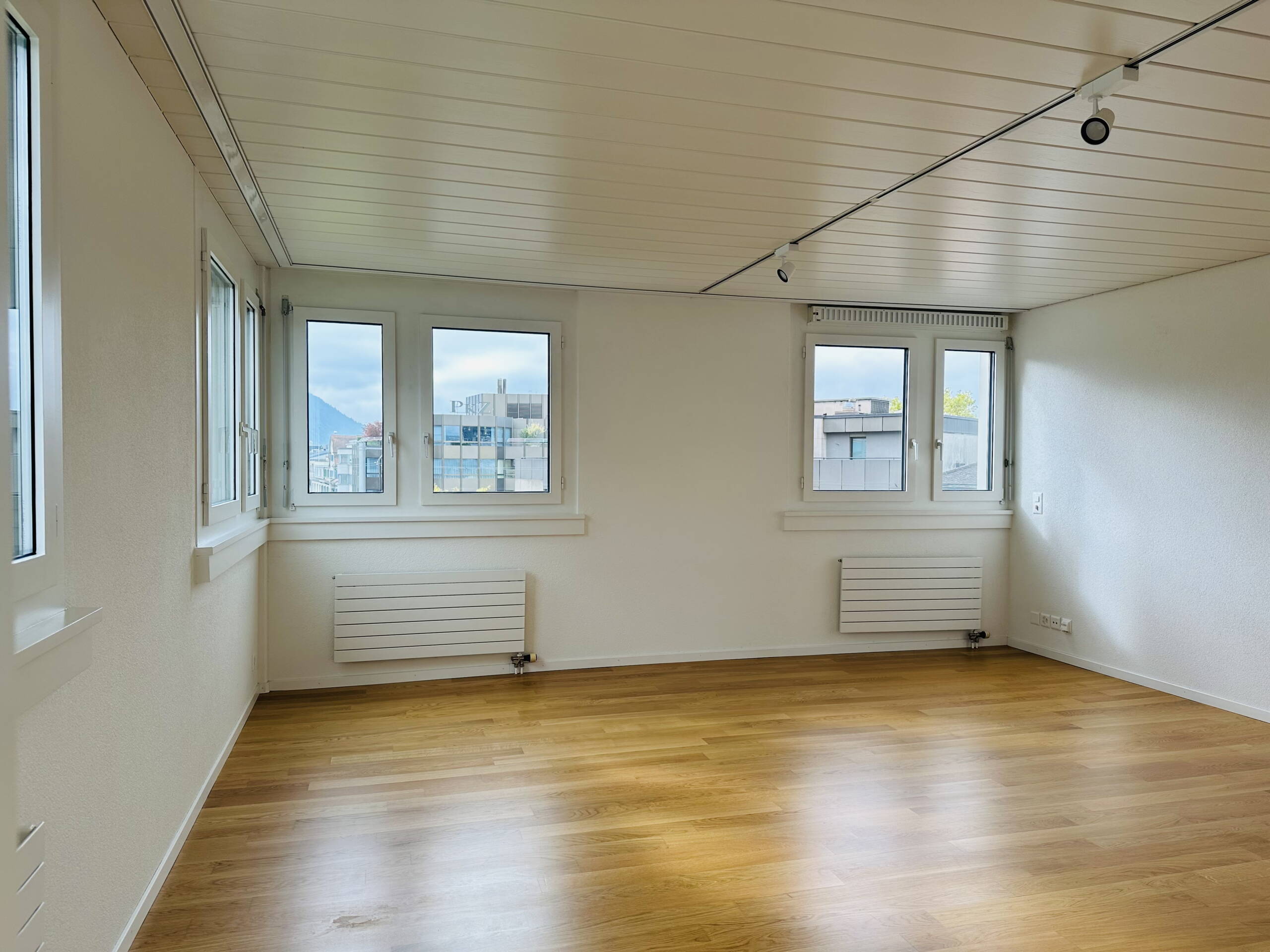 Zoom: wohnen-essen.jpg