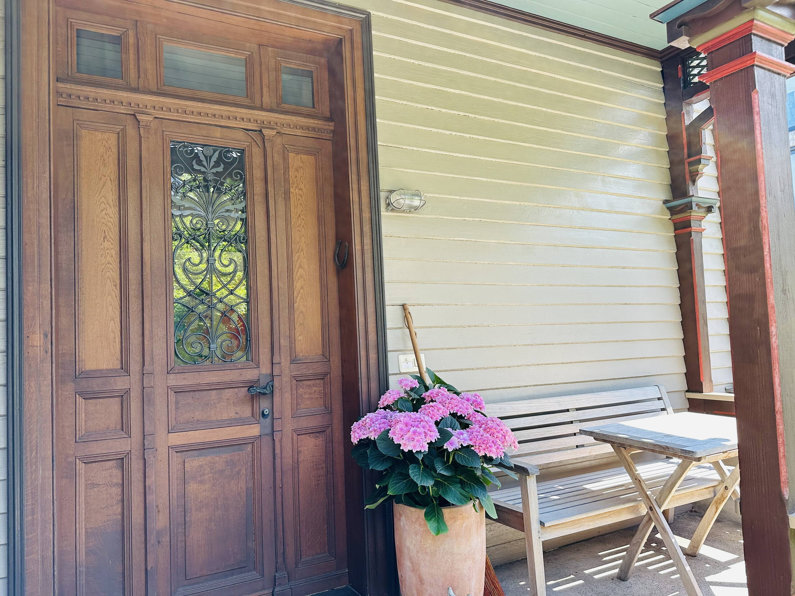 Zoom: hauptzugang.jpg