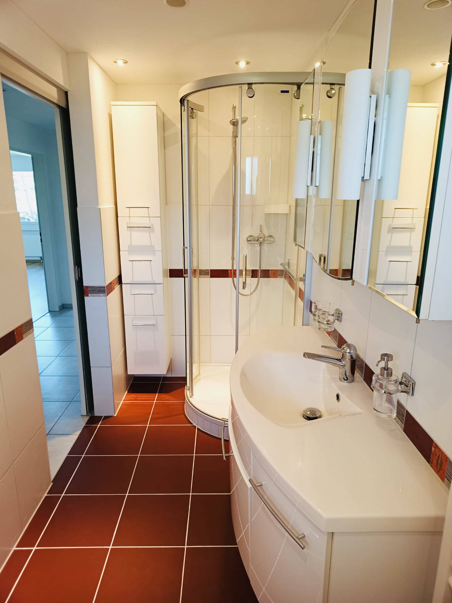 Zoom: dusche-bad.jpg